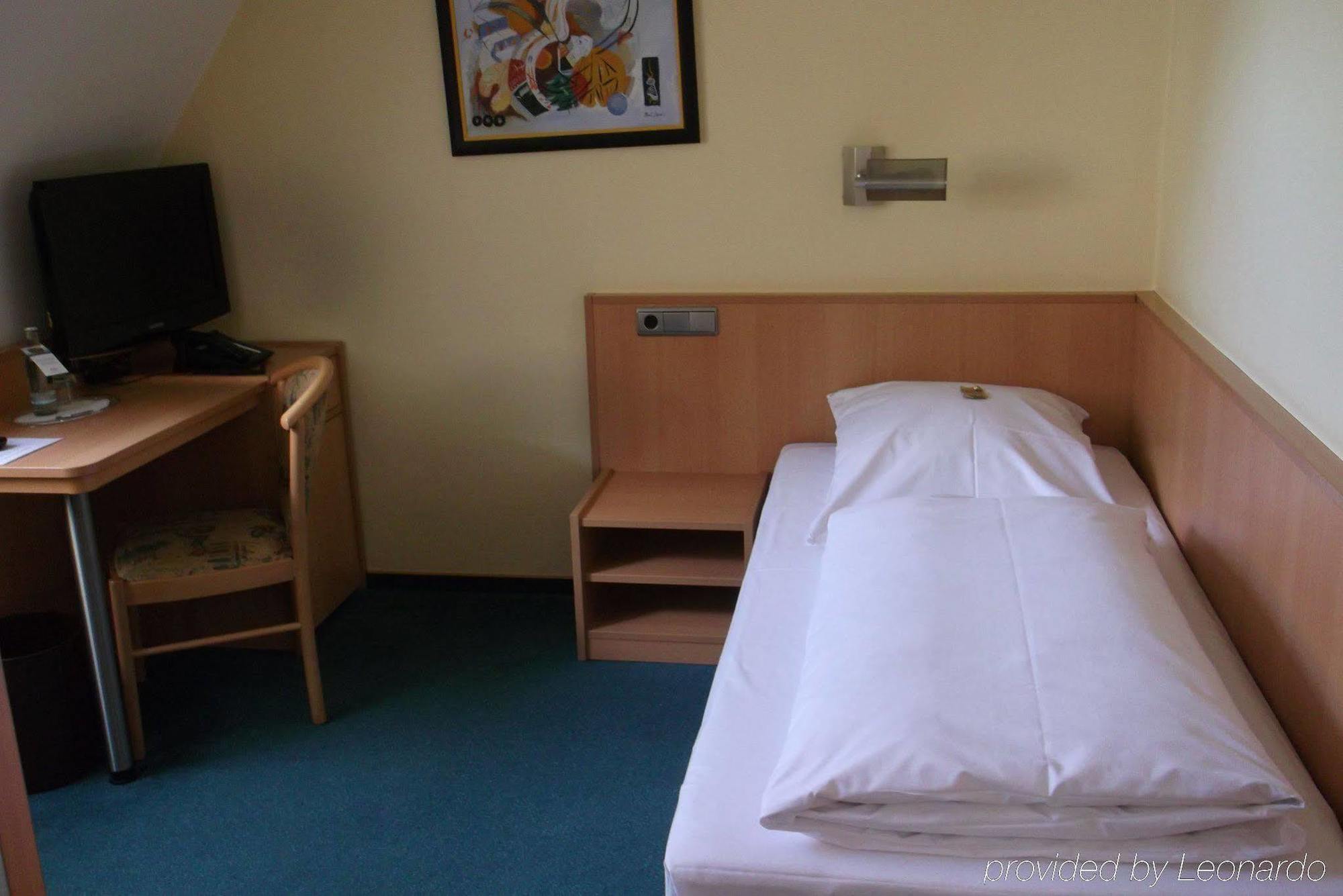 Serways Hotel Reinhardshain Nord Grünberg Quarto foto